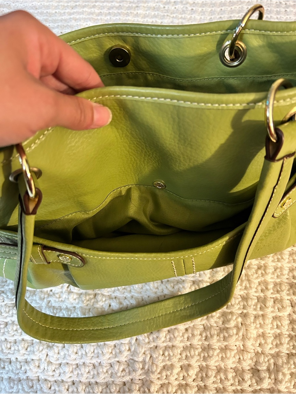 Relic Olive Green Leather Shoulder Bag - Picture 5 of 10